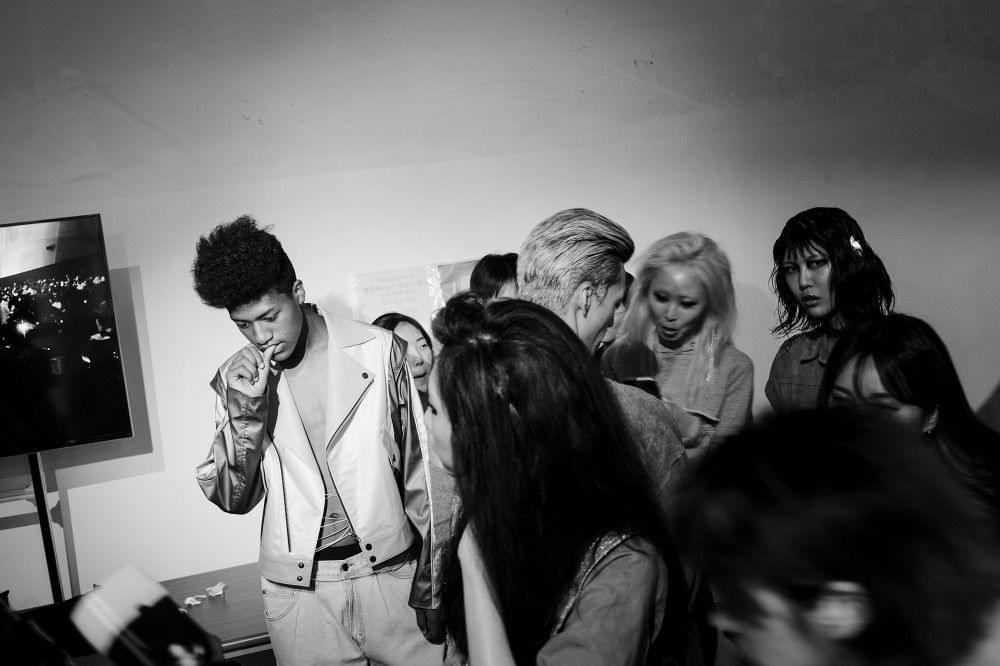 18 ss SFW backstage