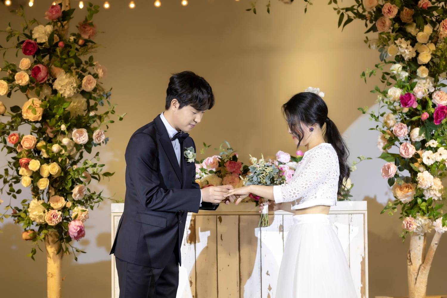 떨리는 예물 교환