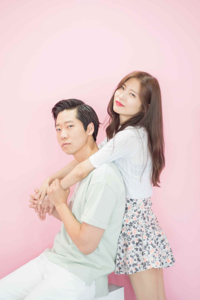 렌탈 스튜디오 에서 커플촬영 메리앤쿠잉
