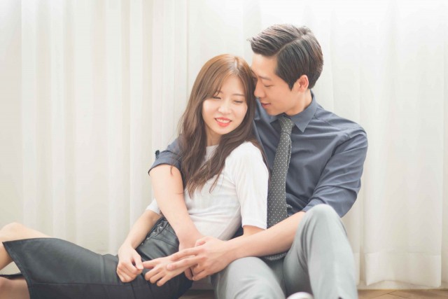 렌탈 스튜디오 에서 커플촬영 메리앤쿠잉